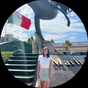 Meet your Posher, Amy